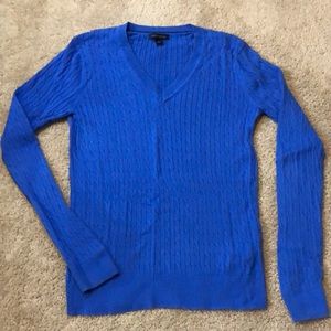 Tommy Hilfiger Cable Knit V-Neck Sweater, Size Medium